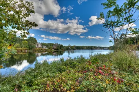 View/Area - 3399 Post Rd #4, Warwick, RI 02886 photo 1 of 1