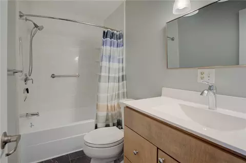 Bath - 3399 Post Rd #4, Warwick, RI 02886 photo 2 of 4