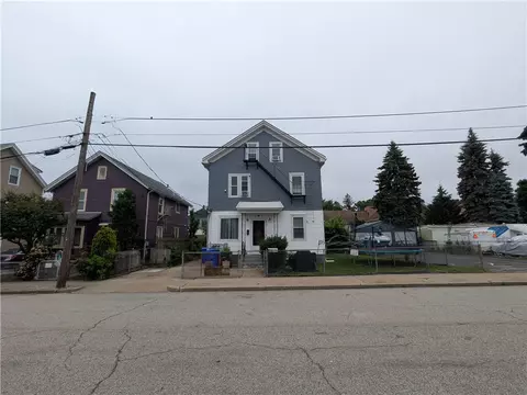 60 Sherman St, Pawtucket, RI 02860