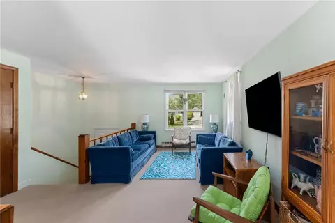 143 Juniper Rd, South Kingstown, RI 02879 photo 6