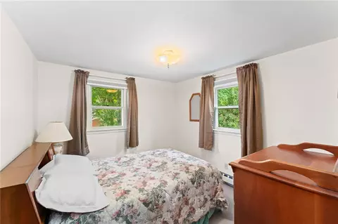143 Juniper Rd, South Kingstown, RI 02879 photo 12
