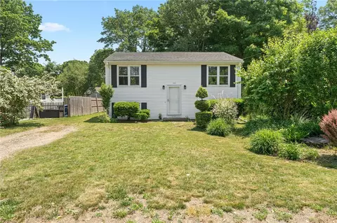 143 Juniper Rd, South Kingstown, RI 02879