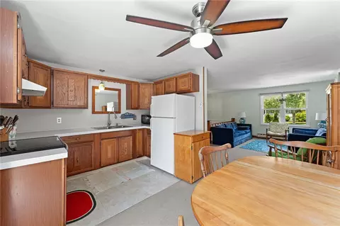143 Juniper Rd, South Kingstown, RI 02879 photo 11