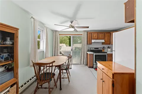 143 Juniper Rd, South Kingstown, RI 02879 photo 8