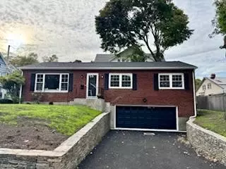 282 Morris Ave, Providence, RI 02906