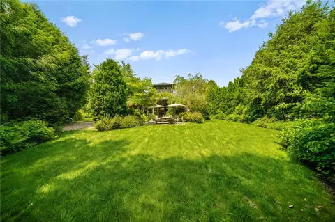 Exterior - 20 Wagner Rd, Westerly, RI 02891 photo 11 of 16