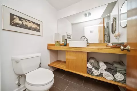 Bath - 20 Wagner Rd, Westerly, RI 02891 photo 2 of 4