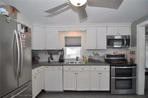 Kitchen - 62 Stone Ave, Warwick, RI 02889 photo 3 of 5