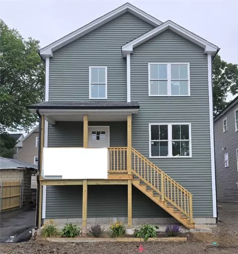 141 Stanwood St, Providence, RI 02907