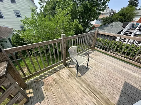 18 Summer St, Westerly, RI 02891 photo 2