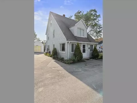 Exterior - 23 Huron St, Warwick, RI 02889 photo 2 of 4