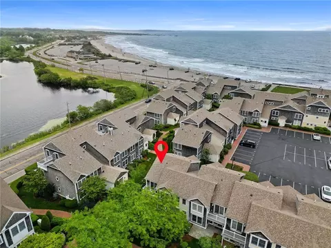 20 Narragansett Ave #404, Narragansett, RI 02882