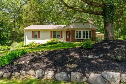 55 Atherton Rd, East Greenwich, RI 02818