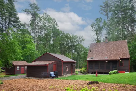 536 Douglas Hook Rd, Glocester, RI 02814 photo 3