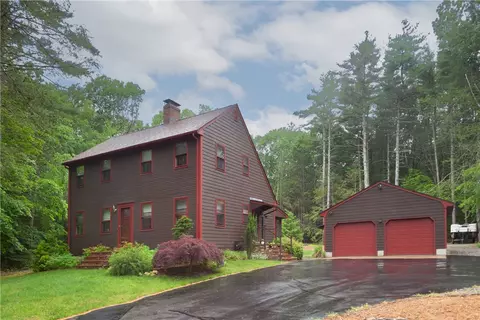 536 Douglas Hook Rd, Glocester, RI 02814