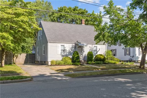 74 Park View Blvd, Cranston, RI 02910