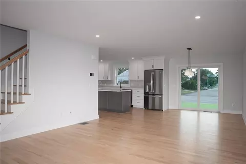 Living - 59 Recess Ln, Warwick, RI 02889 photo 2 of 2