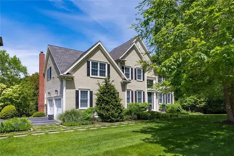 1 Northwest Psge, Barrington, RI 02806