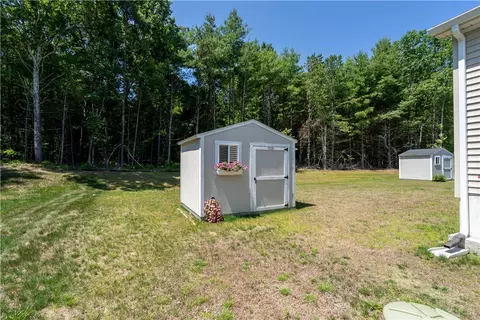 9 Cheryl Ln, Coventry, RI 02816 photo 8