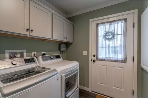 9 Cheryl Ln, Coventry, RI 02816 photo 9