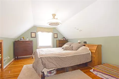 Bedroom - 27 Observatory Rd, Warwick, RI 02888 photo 4 of 4