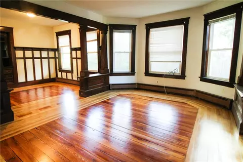 Living - 563 Blackstone St, Woonsocket, RI 02895 photo 1 of 9