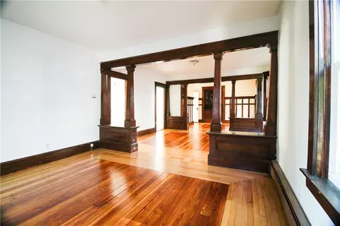 Living - 563 Blackstone St, Woonsocket, RI 02895 photo 2 of 9