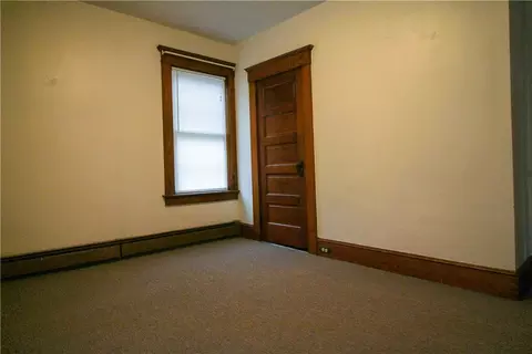 Bedroom - 563 Blackstone St, Woonsocket, RI 02895 photo 4 of 6