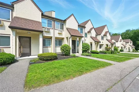 Exterior - 223 High St #H, Westerly, RI 02891 photo 2 of 3