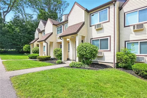 Exterior - 223 High St #H, Westerly, RI 02891 photo 1 of 3