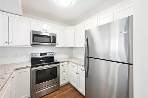 Kitchen - 223 High St #H, Westerly, RI 02891 photo 6 of 7