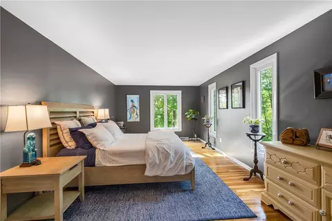 Bedroom - 61 Northbridge Rd, Mendon, MA 01756 photo 4 of 5