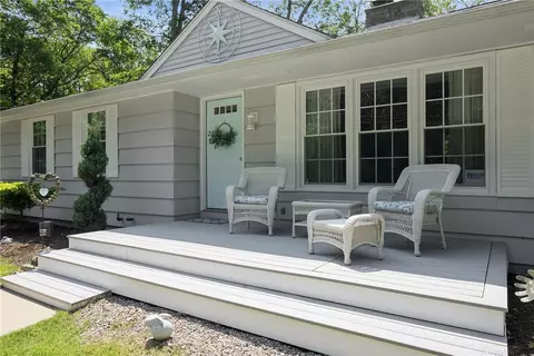 1038 South Rd, East Greenwich, RI 02818