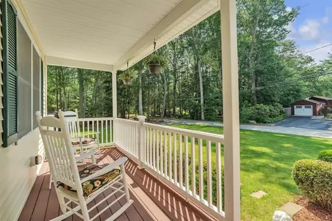 21 Laurel Dr, Glocester, RI 02814 photo 6