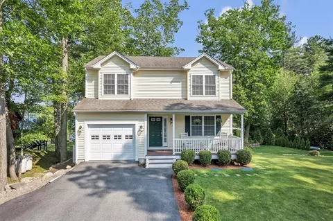 21 Laurel Dr, Glocester, RI 02814 photo 2