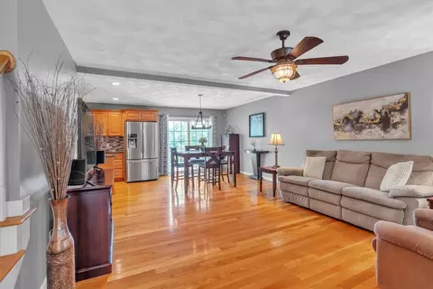 21 Laurel Dr, Glocester, RI 02814 photo 12