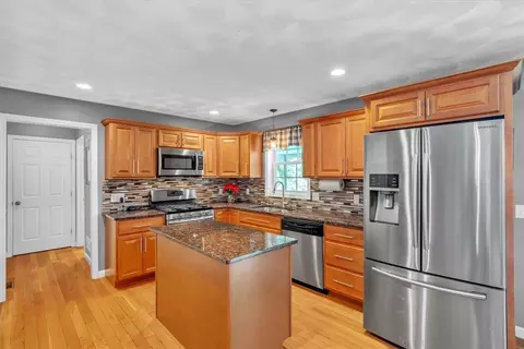 21 Laurel Dr, Glocester, RI 02814 photo 16