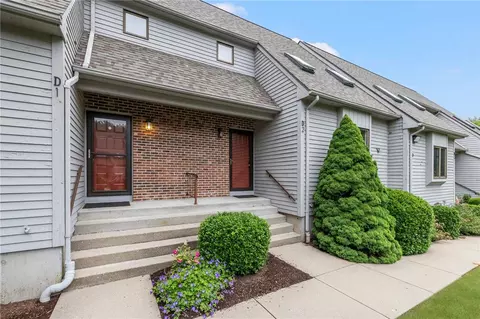 320 Westmoreland St #D2, Narragansett, RI 02882