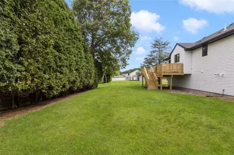 193 Mohawk Trl, Cranston, RI 02921 photo 46