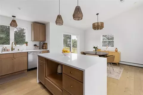 193 Mohawk Trl, Cranston, RI 02921 photo 19