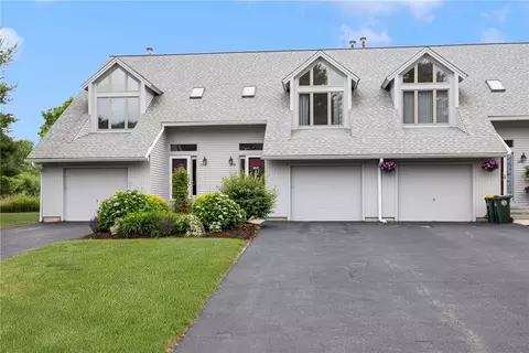 14 Tamarac Dr #B, Smithfield, RI 02828