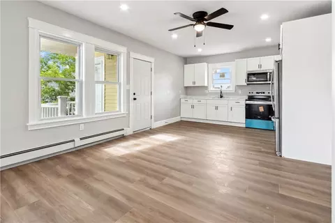Living - 20 Chalapa Ave, Woonsocket, RI 02895 photo 8 of 9