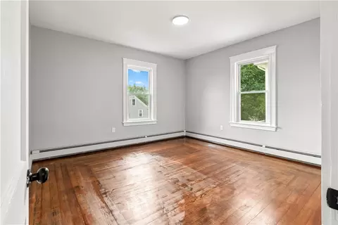 Bedroom - 20 Chalapa Ave, Woonsocket, RI 02895 photo 7 of 8