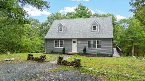 253 Biscuit City Rd, Charlestown, RI 02813