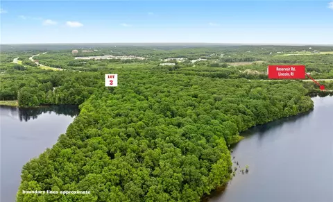 241 Reservoir Rd, Smithfield, RI 02859