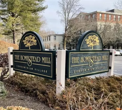 15 Higgins St #107, Smithfield, RI 02917