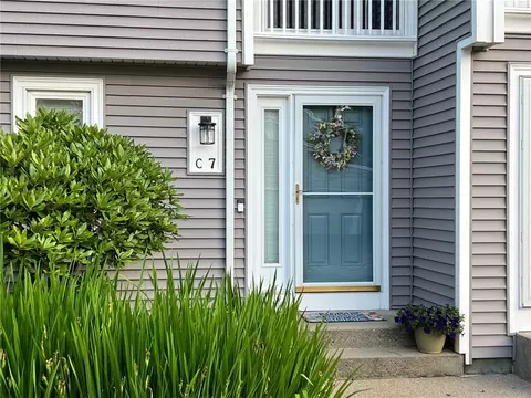 161 W Shore Rd #C7, Warwick, RI 02889