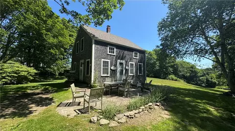 815 Beacon Hill Rd, Block Island, RI 02807