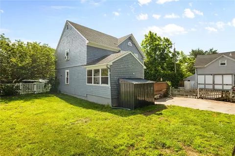 Exterior - 4 Cornell Ave, Warren, RI 02885 photo 8 of 10