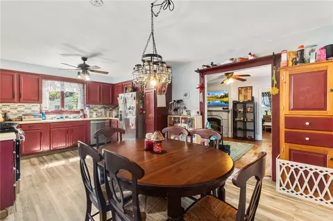 Dining - 4 Cornell Ave, Warren, RI 02885 photo 2 of 2